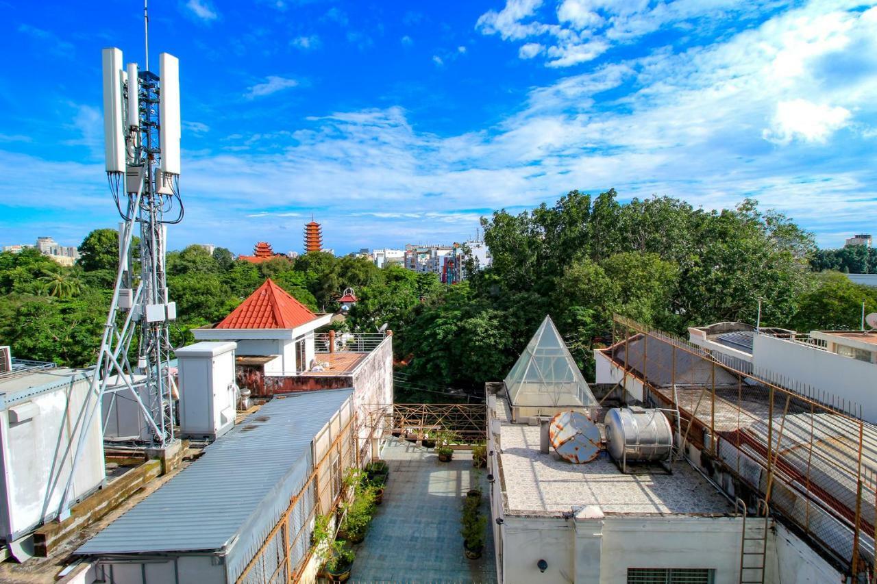 Anh Ngoc Hotel Ho Chi Minh City Exterior photo